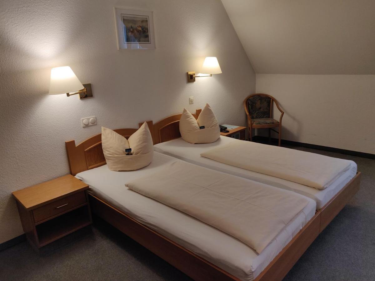 Landgasthof Hotel Gruener Baum Nuremberg ภายนอก รูปภาพ